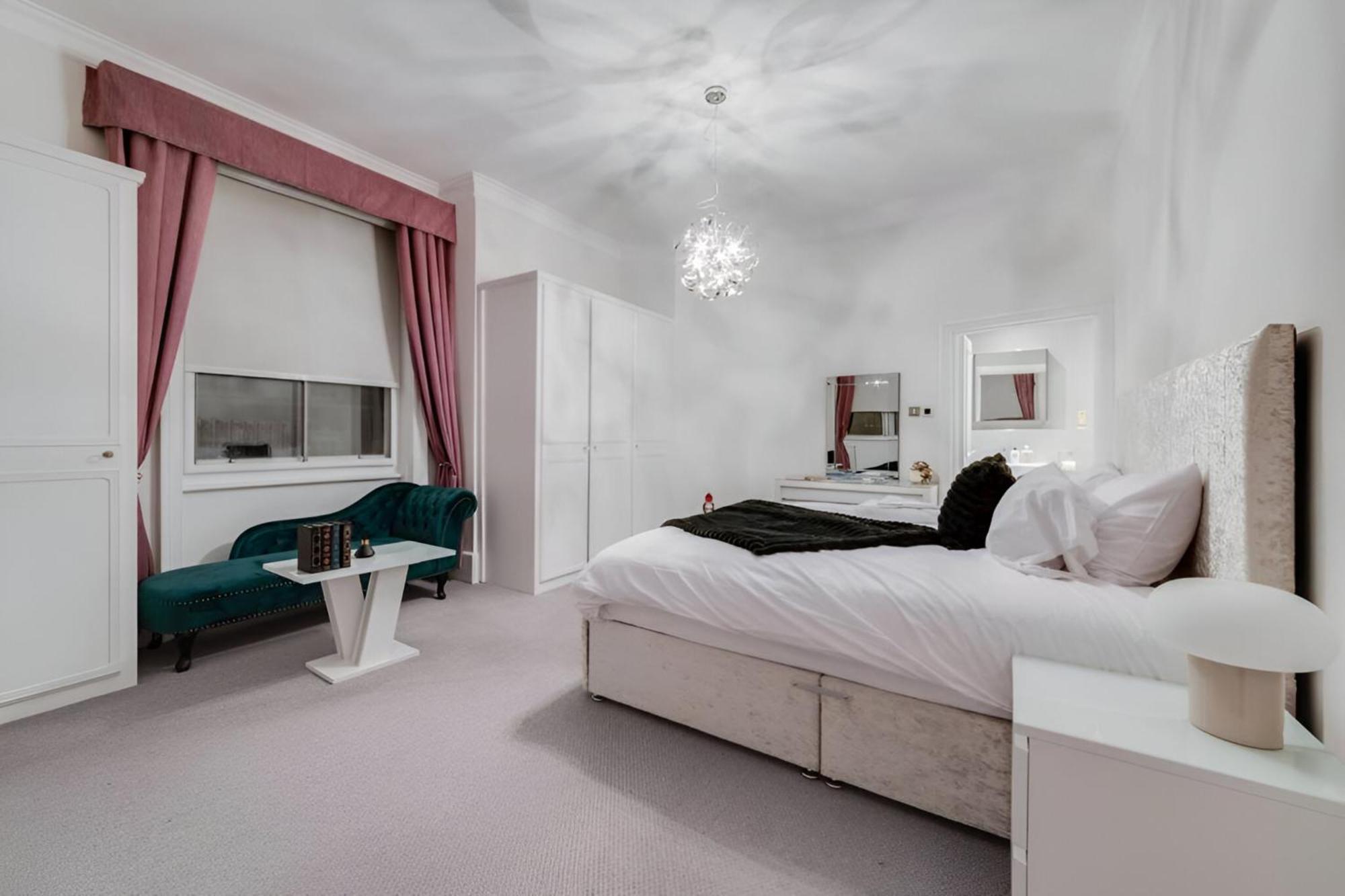Luxury London 3 Bedroom Duplex With Pool Table - 4Hs Экстерьер фото
