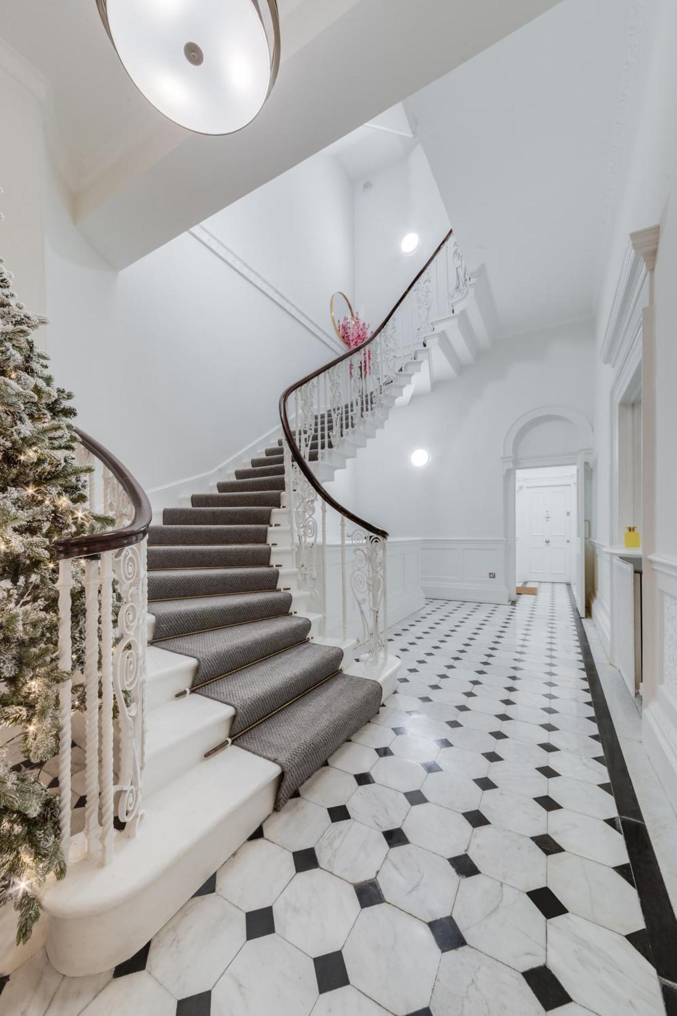 Luxury London 3 Bedroom Duplex With Pool Table - 4Hs Экстерьер фото