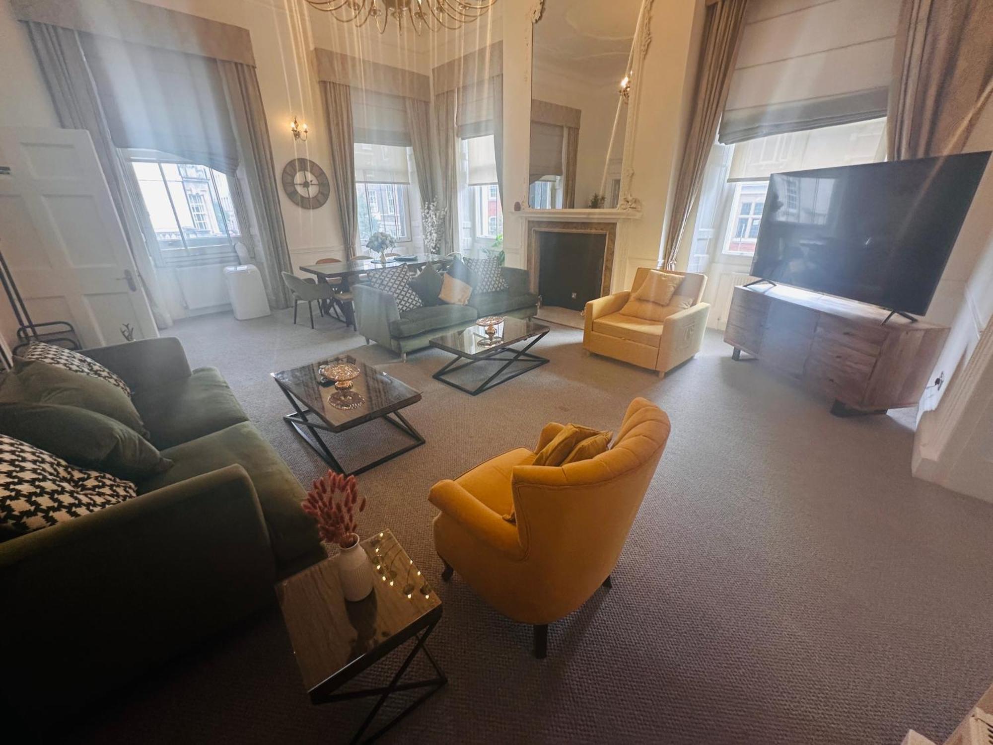 Luxury London 3 Bedroom Duplex With Pool Table - 4Hs Экстерьер фото