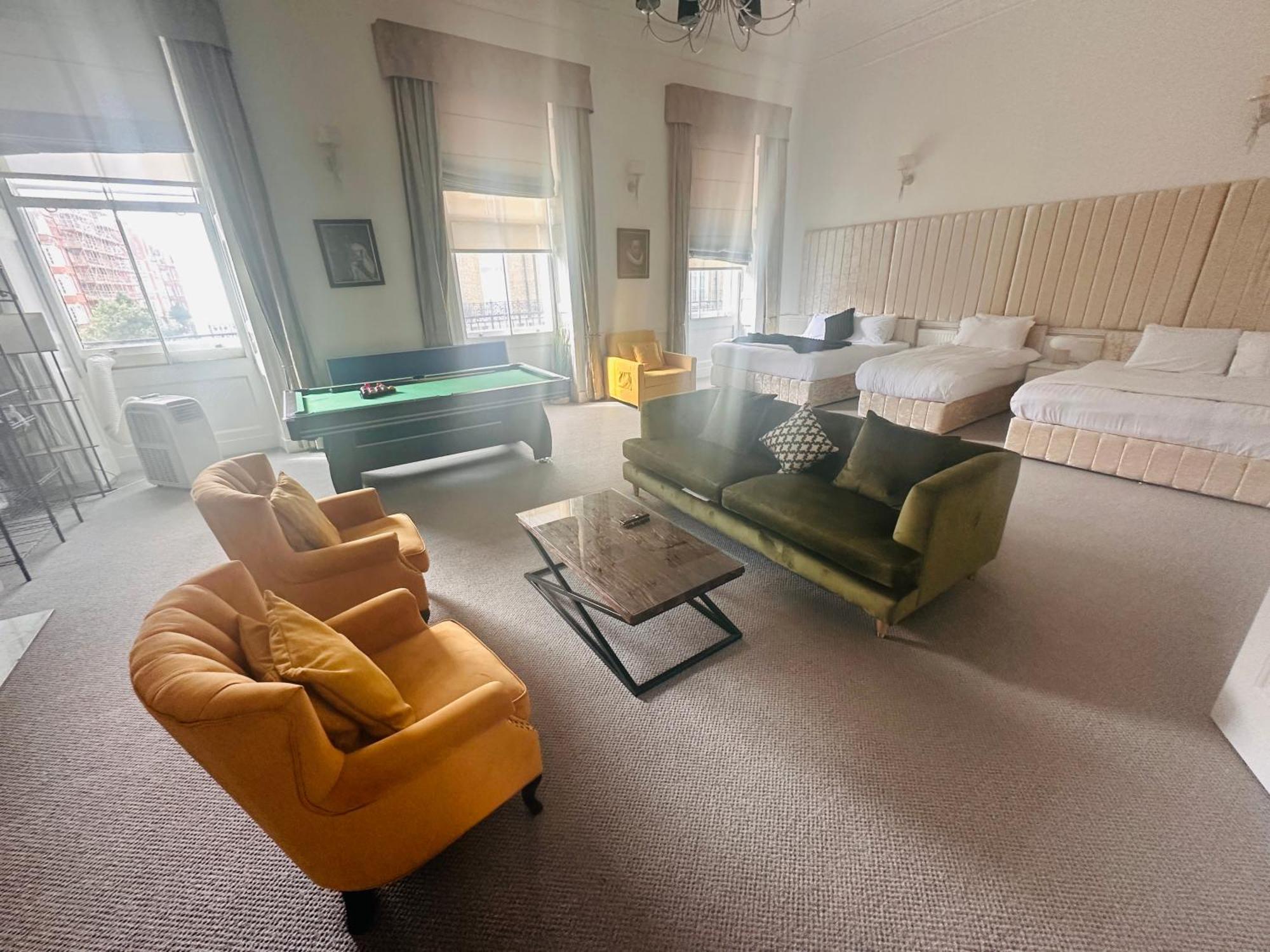 Luxury London 3 Bedroom Duplex With Pool Table - 4Hs Экстерьер фото